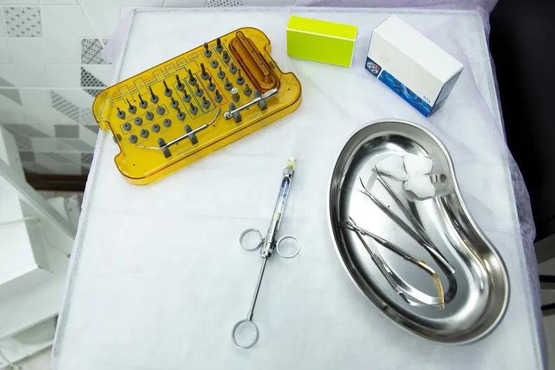 Straight Talk on Clear Aligners: What the Marketing Leaves Out and What Truly Matters for Your Smile